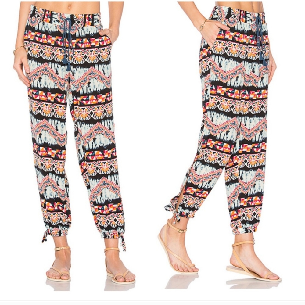 Jack by BB Dakota jogger pants side split ties multi color print